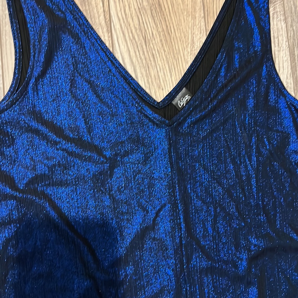 Sparkly Blue Tank - Picture 2 of 3